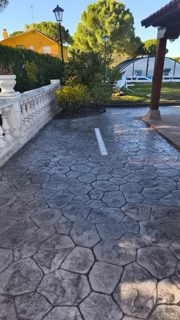 HormigÃ³n Impreso FM MuÃ±oz - Acabado en pavimento decorativo exterior 22